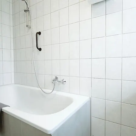 Milpau Gladbeck1 - Modernes Design-apartment - Zentral, Parken Und Lift * Gladbeck