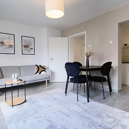 Appartement Milpau Gladbeck1 - Modernes Design-apartment - Zentral, Parken Und Lift
